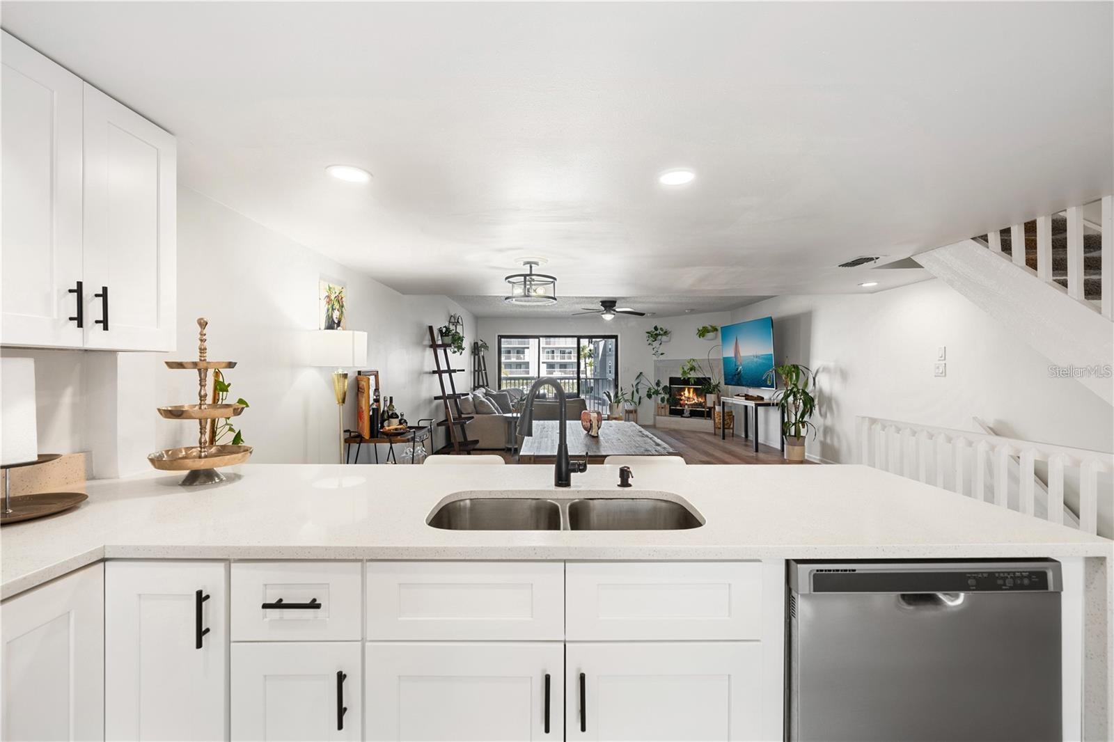 745 PINELLAS BAYWAY S #106