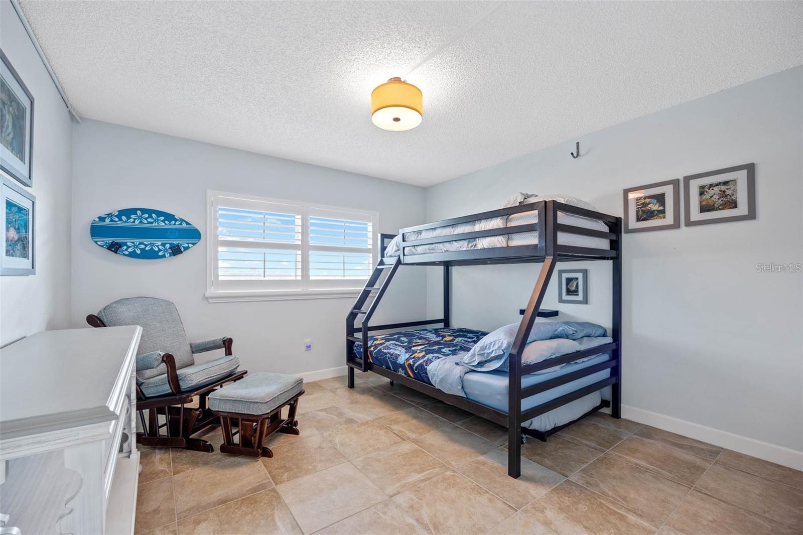19450 GULF BLVD #705