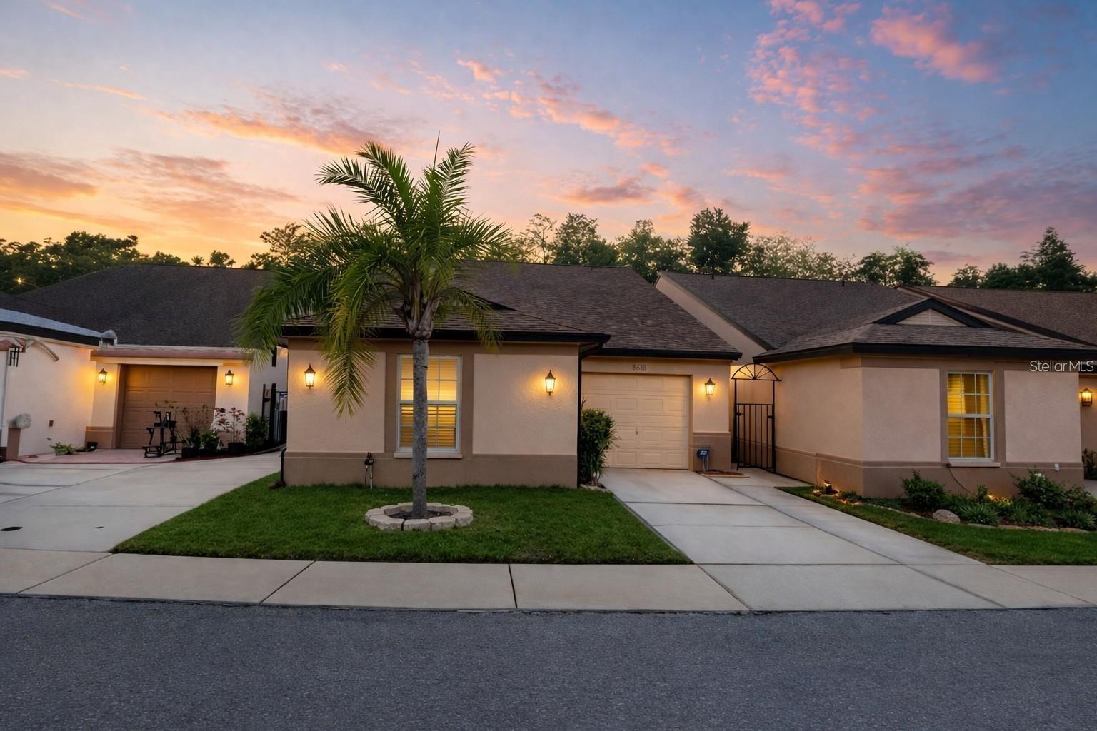 8618 VILLA LARGO DR