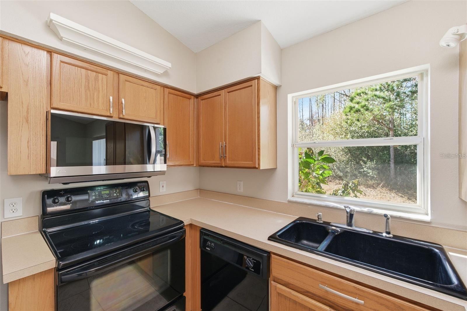 8618 VILLA LARGO DR