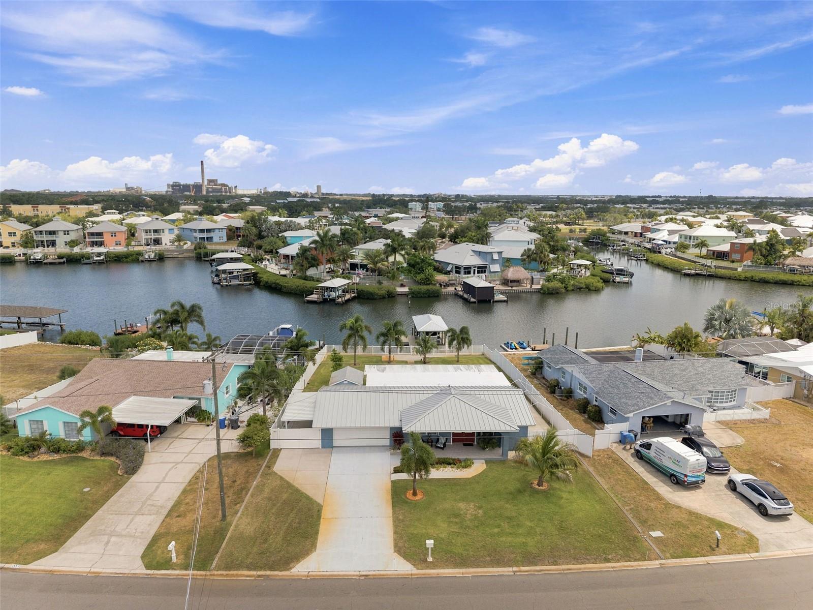 485 FLAMINGO DR