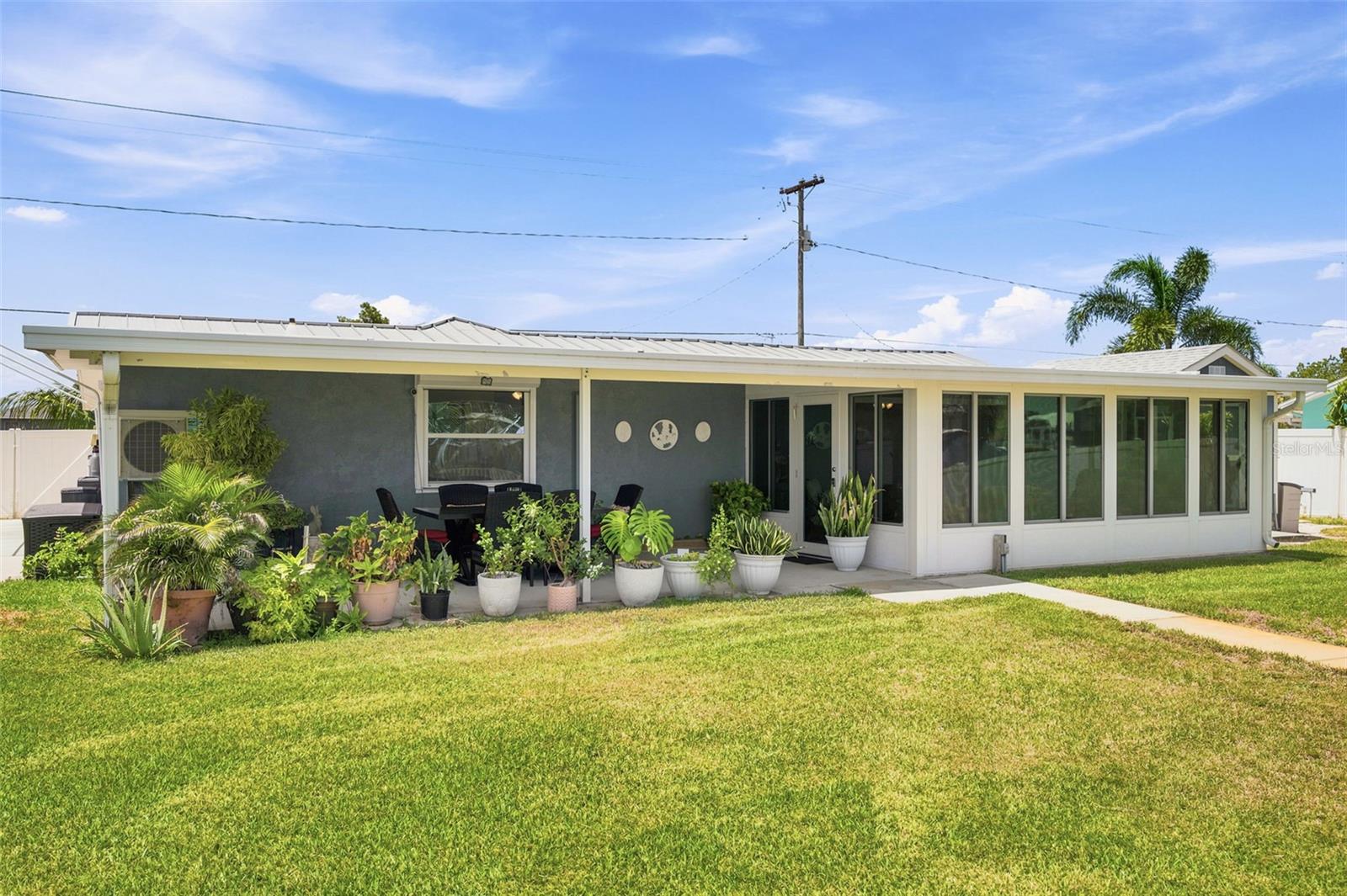 485 FLAMINGO DR