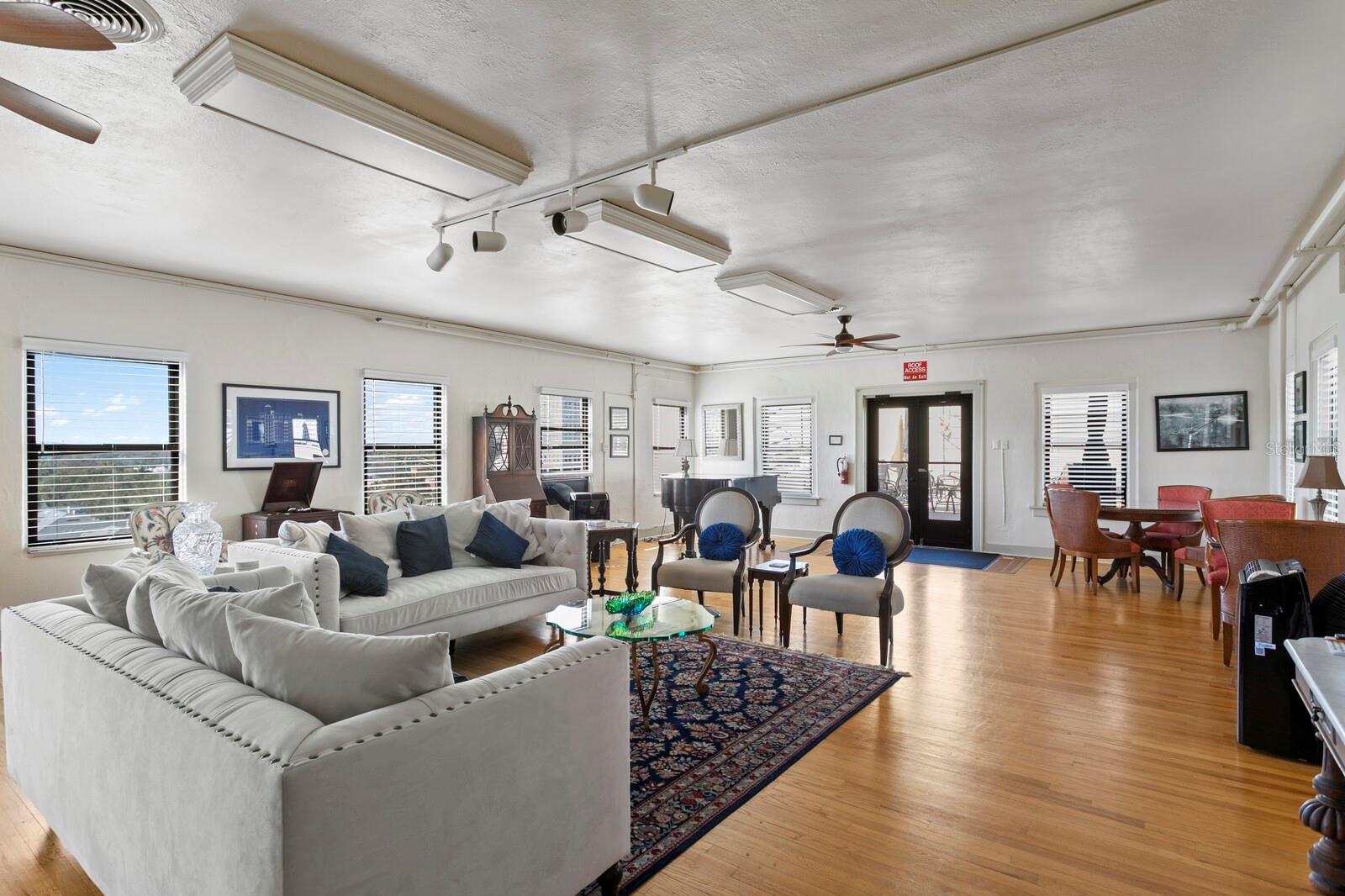 130 4TH AVE N #107