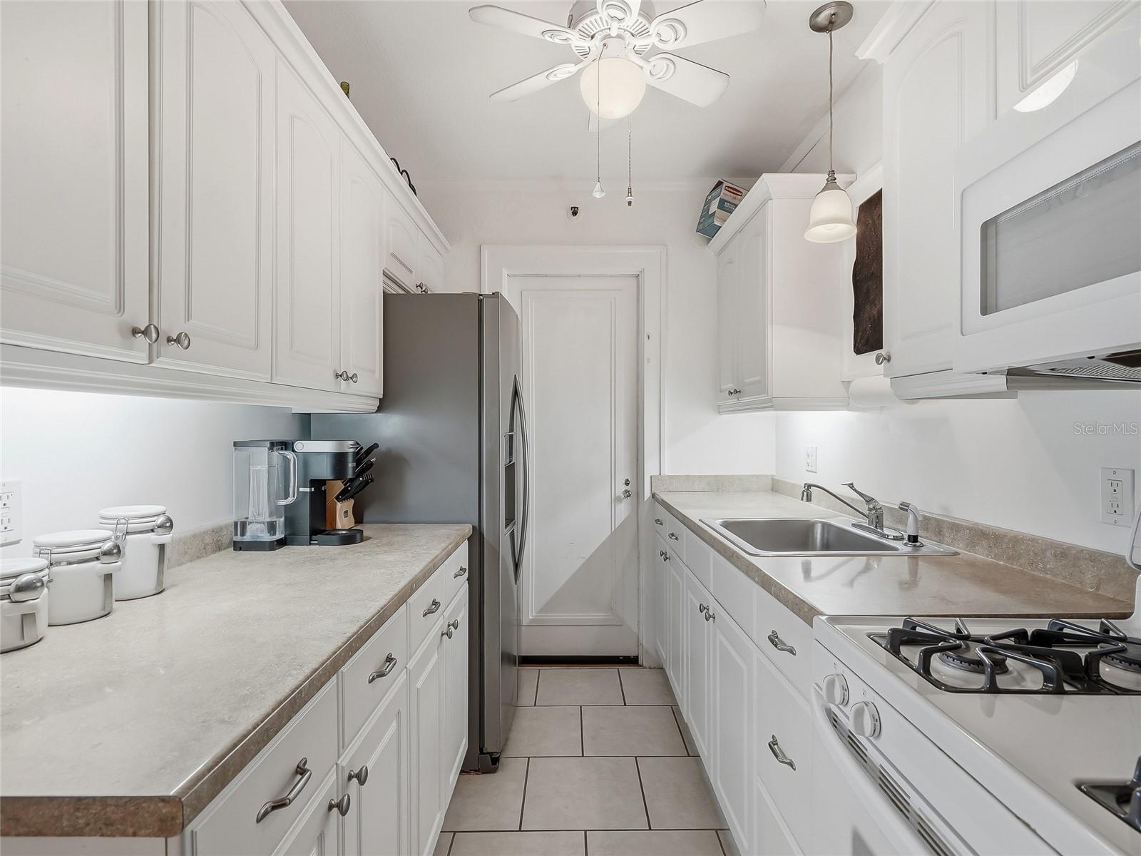 130 4TH AVE N #107