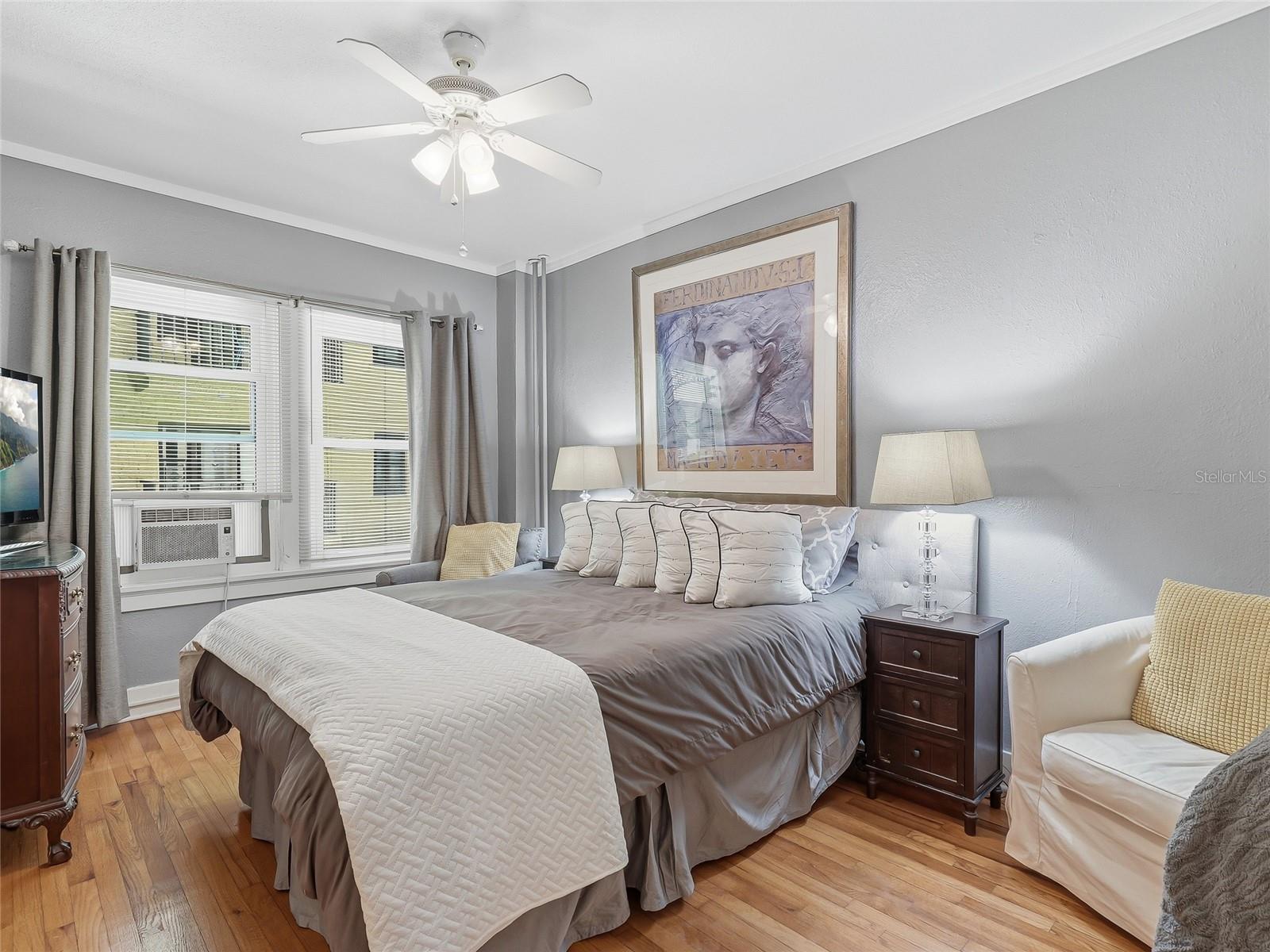 130 4TH AVE N #107