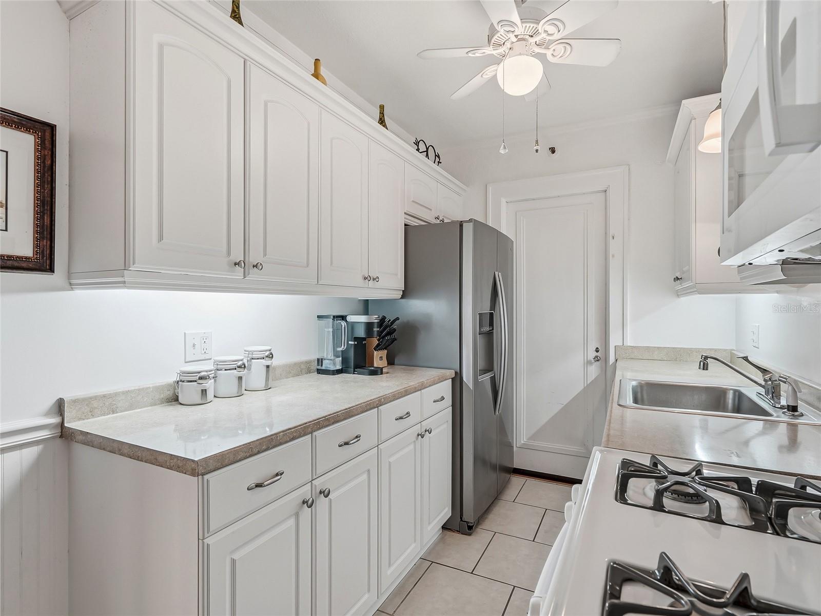 130 4TH AVE N #107