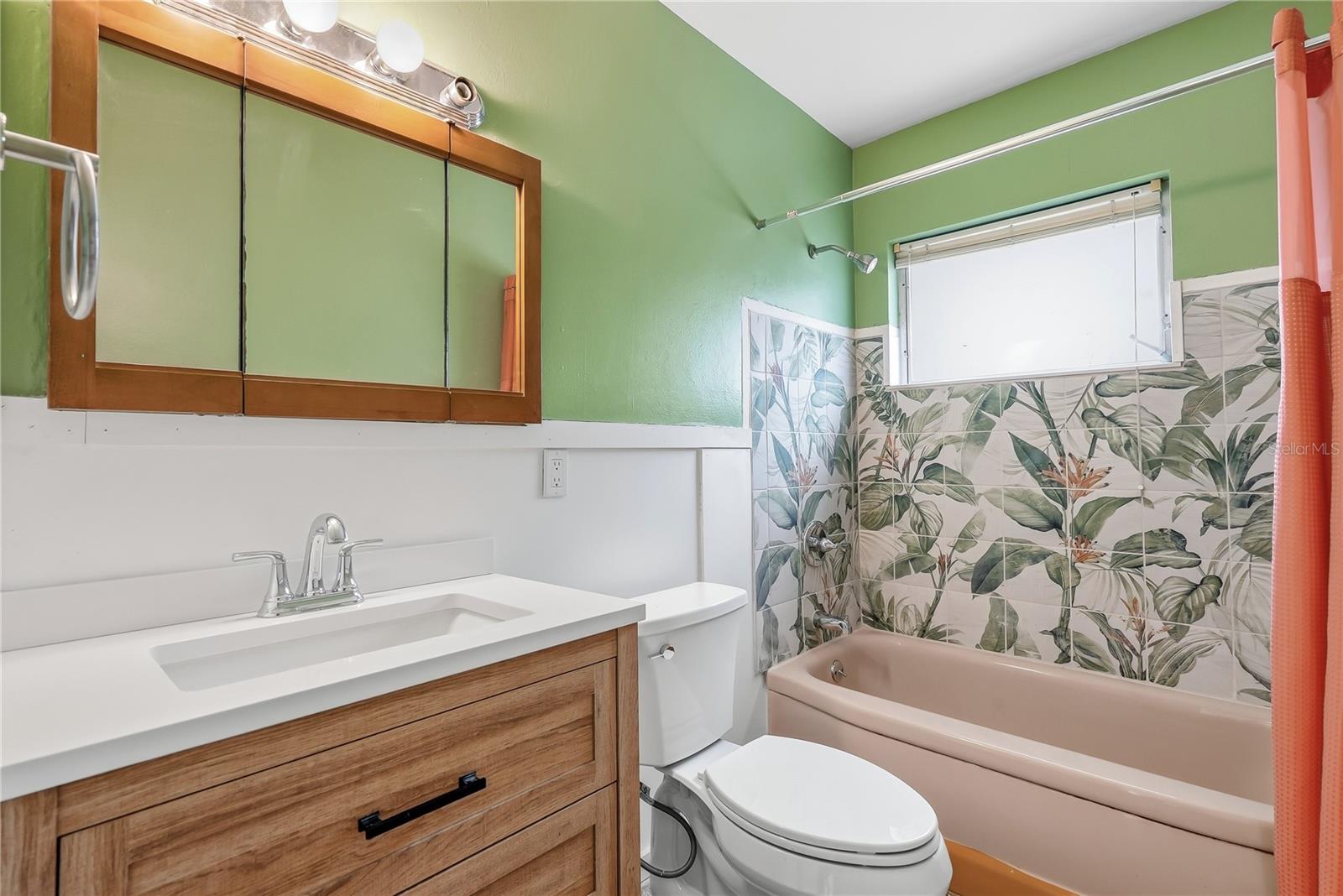 3860 BELLE VISTA E
