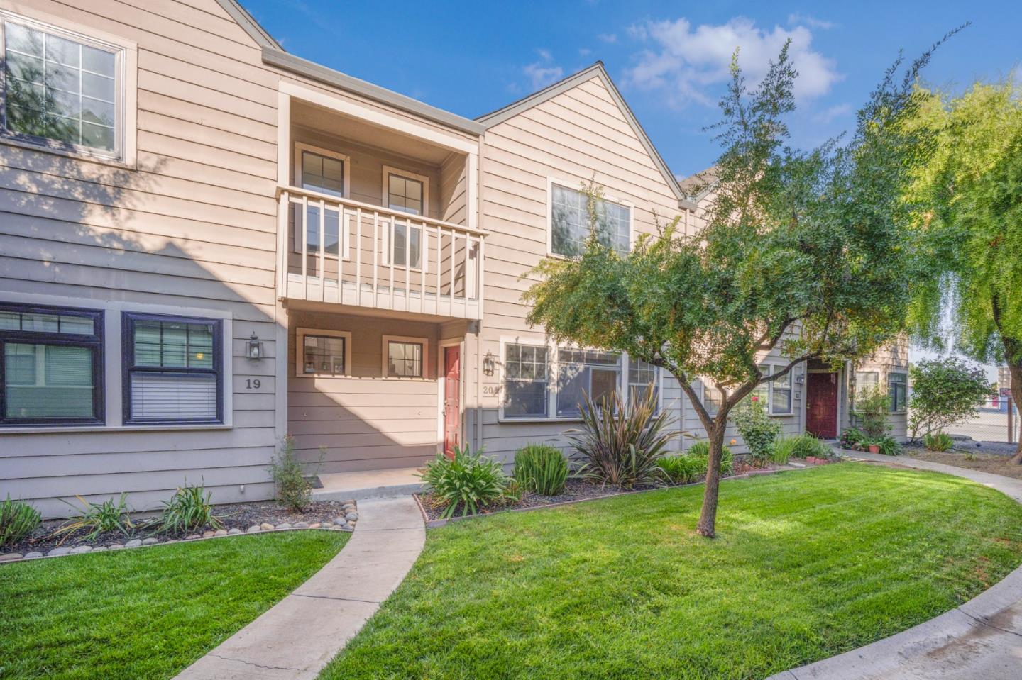160 Gibson Drive 20