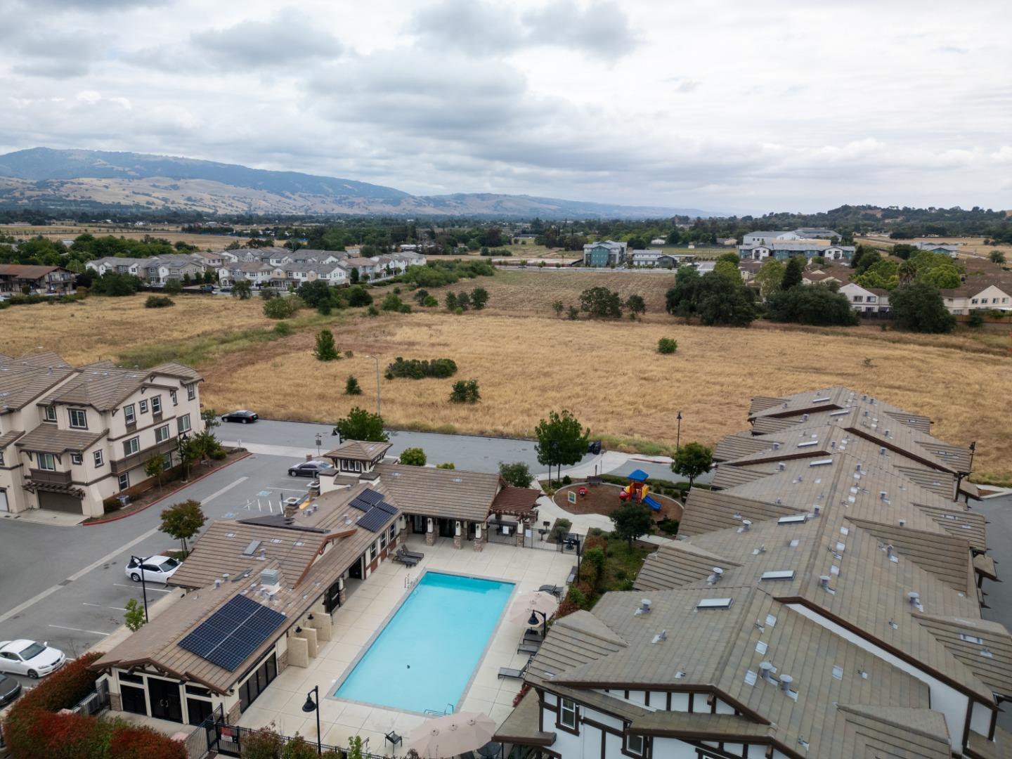 15640 Santorini LN