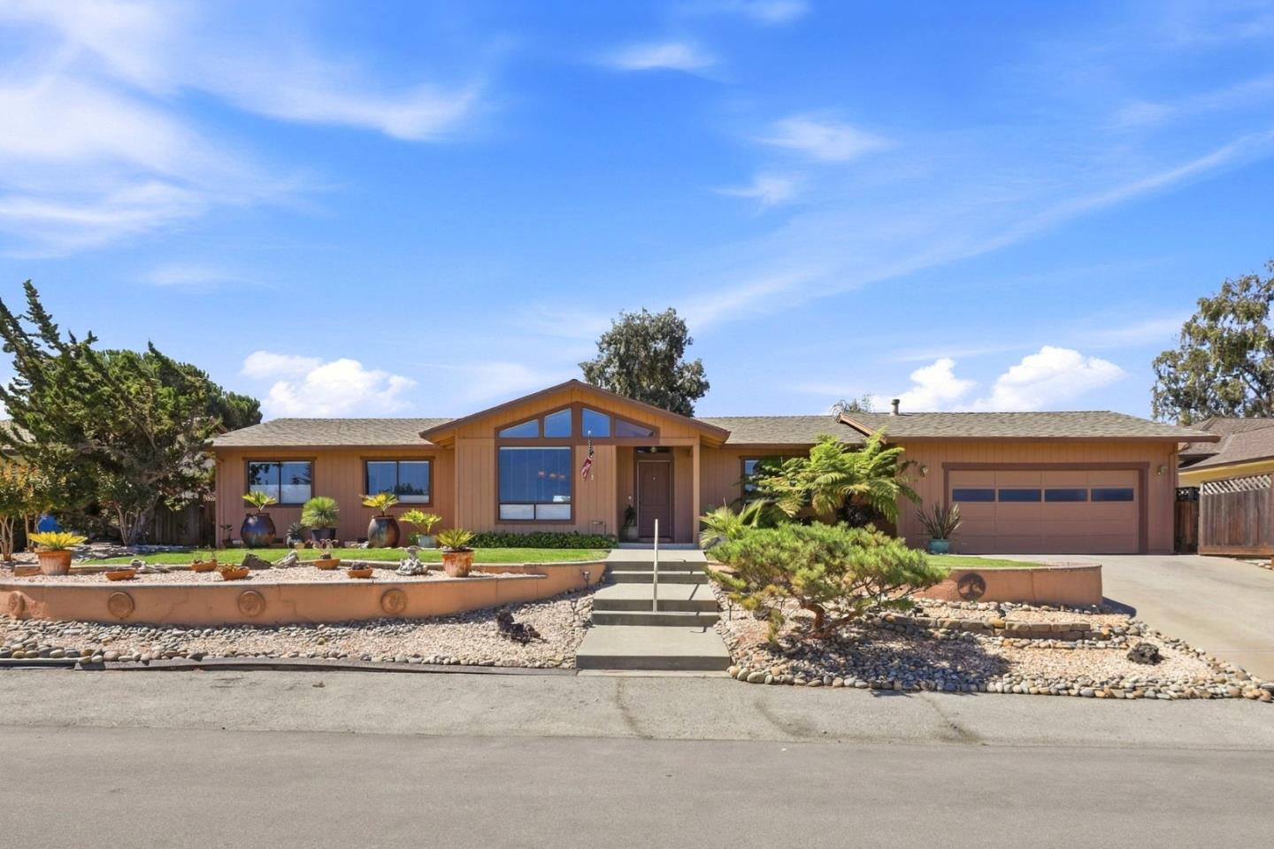 400 Donald DR