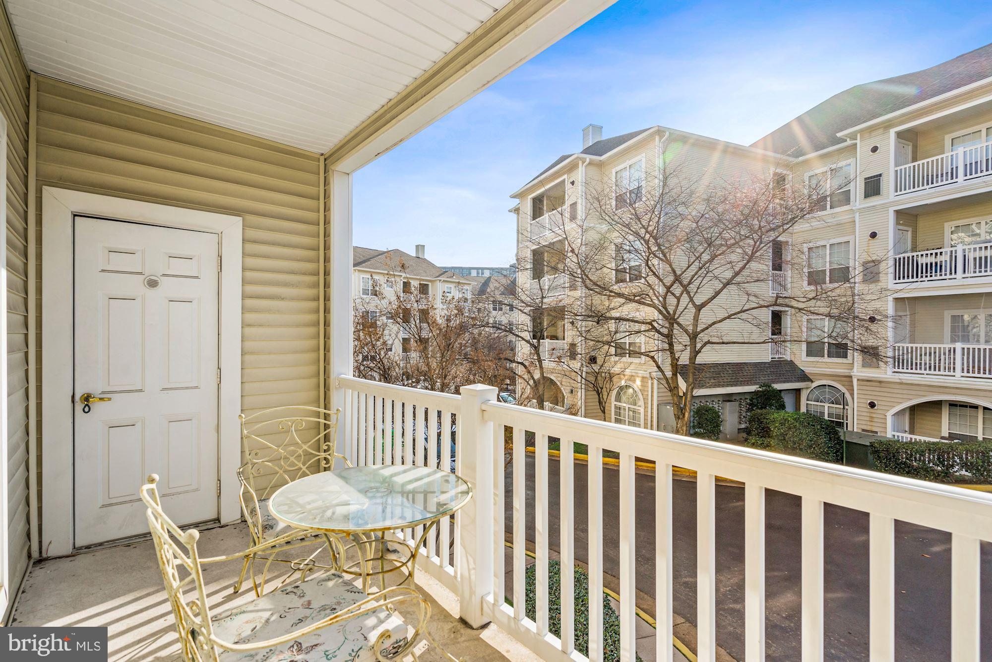 4561 STRUTFIELD LANE 3215