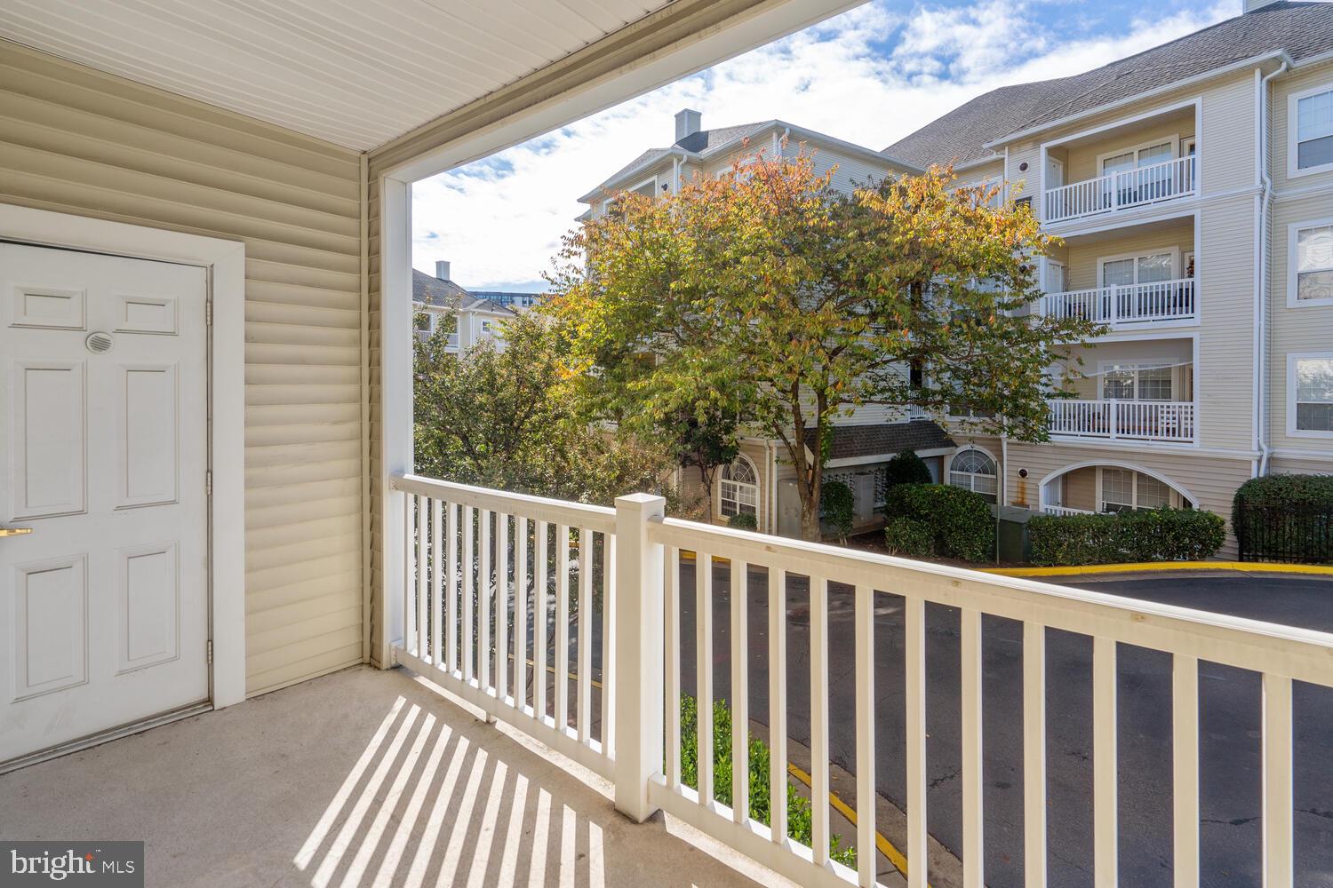 4561 STRUTFIELD LANE 3215