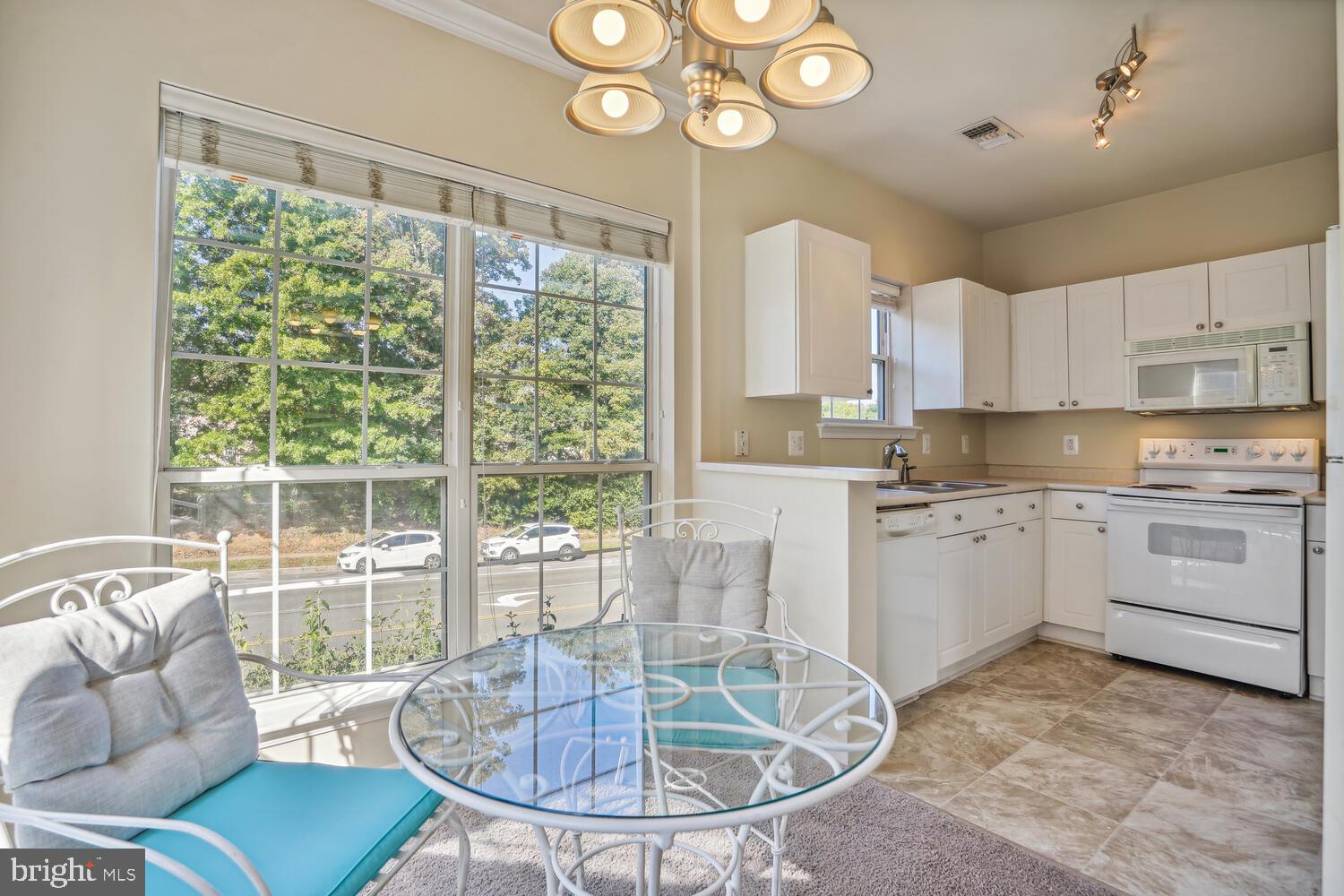 4561 STRUTFIELD LANE 3215