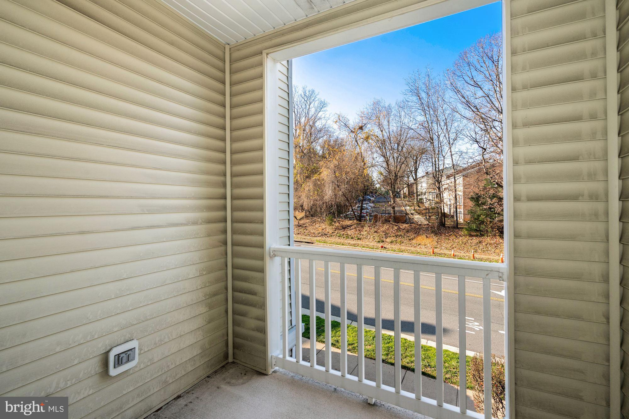 4561 STRUTFIELD LANE 3215