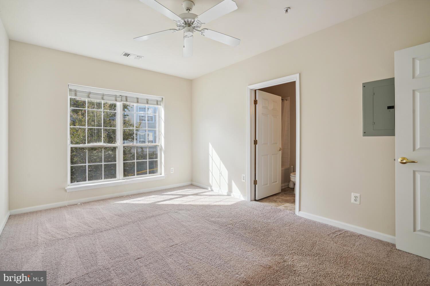 4561 STRUTFIELD LANE 3215