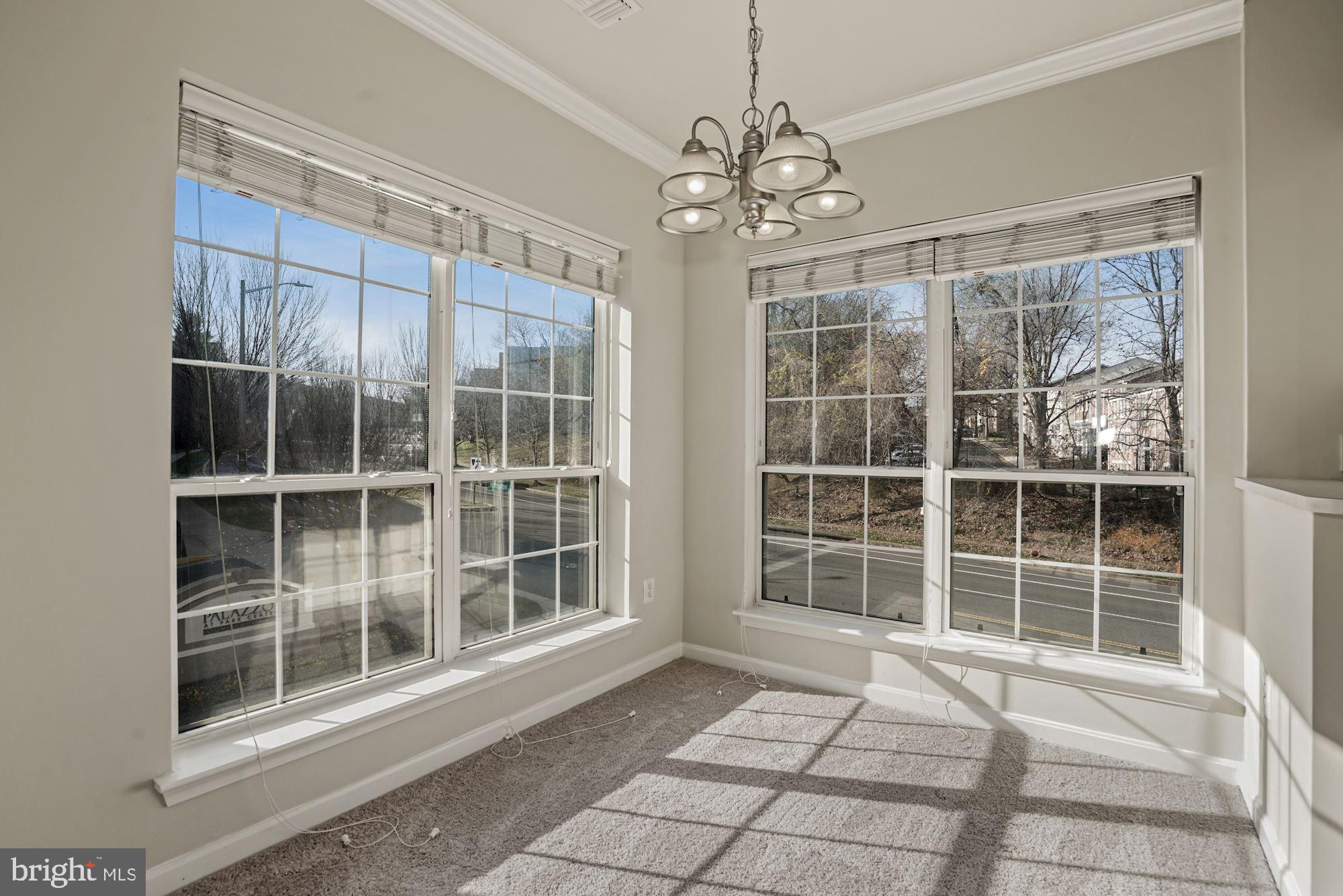 4561 STRUTFIELD LANE 3215