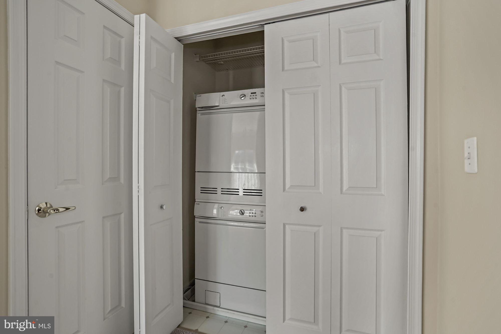 4561 STRUTFIELD LANE 3215
