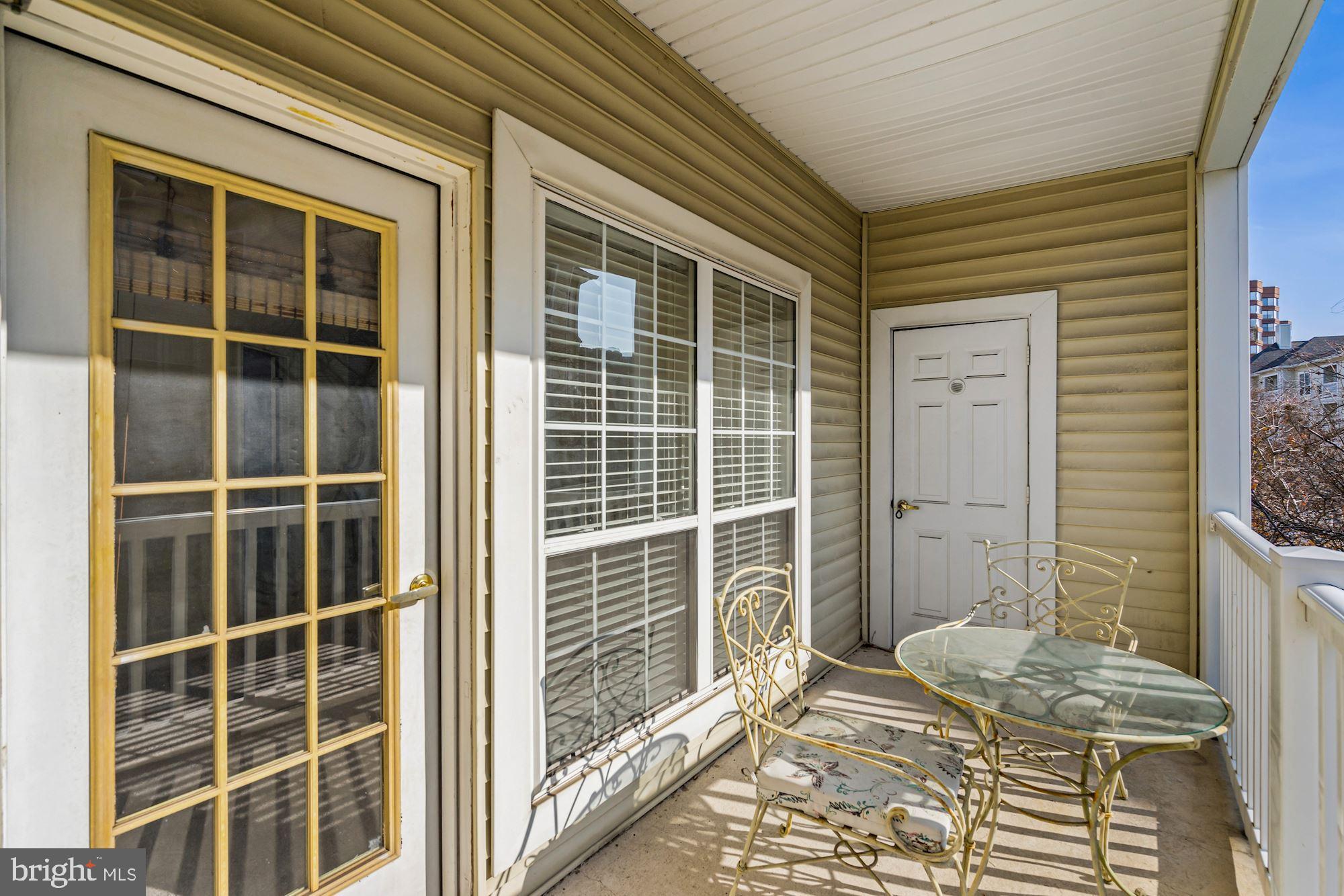 4561 STRUTFIELD LANE 3215