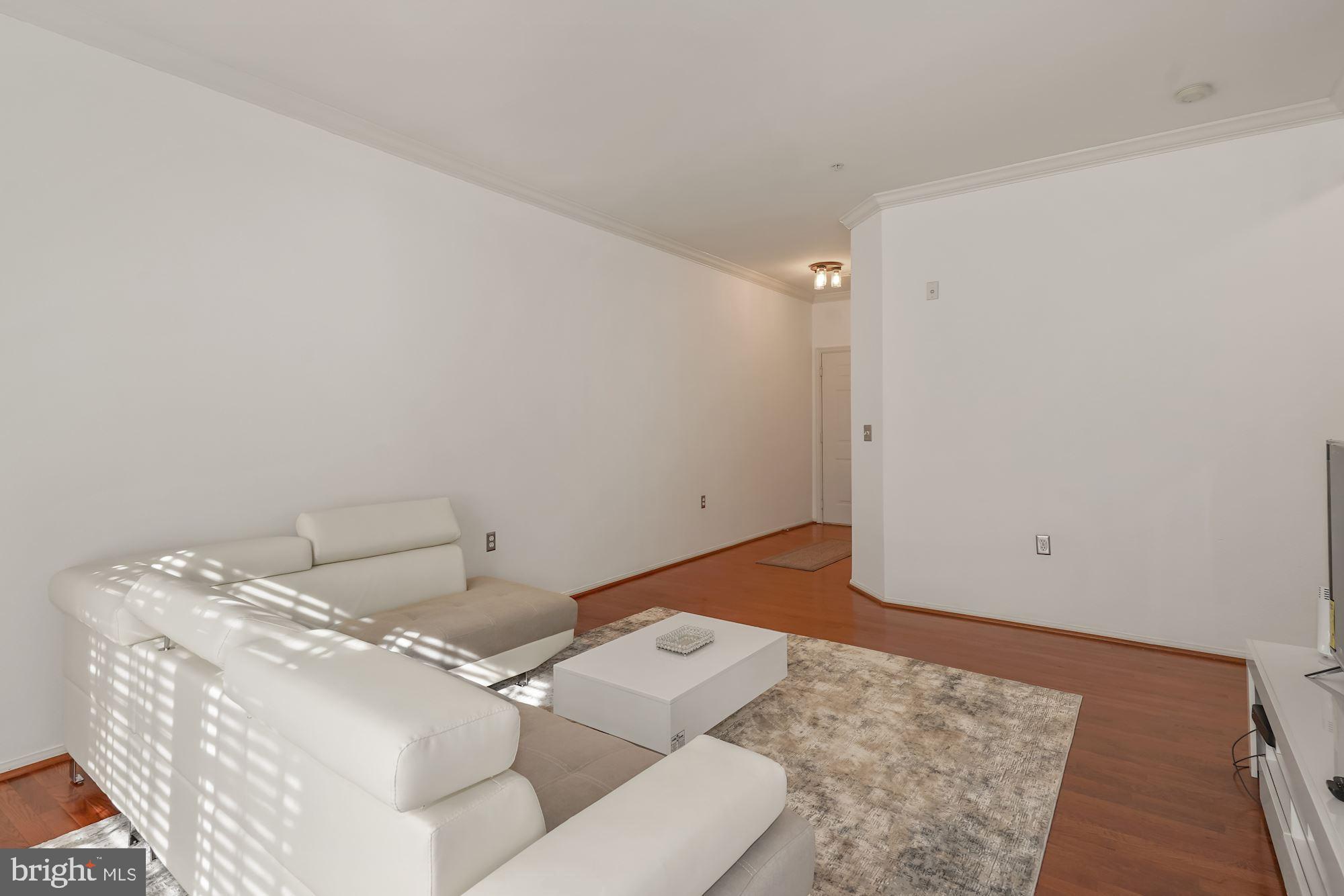 3021 NICOSH CIRCLE 1101