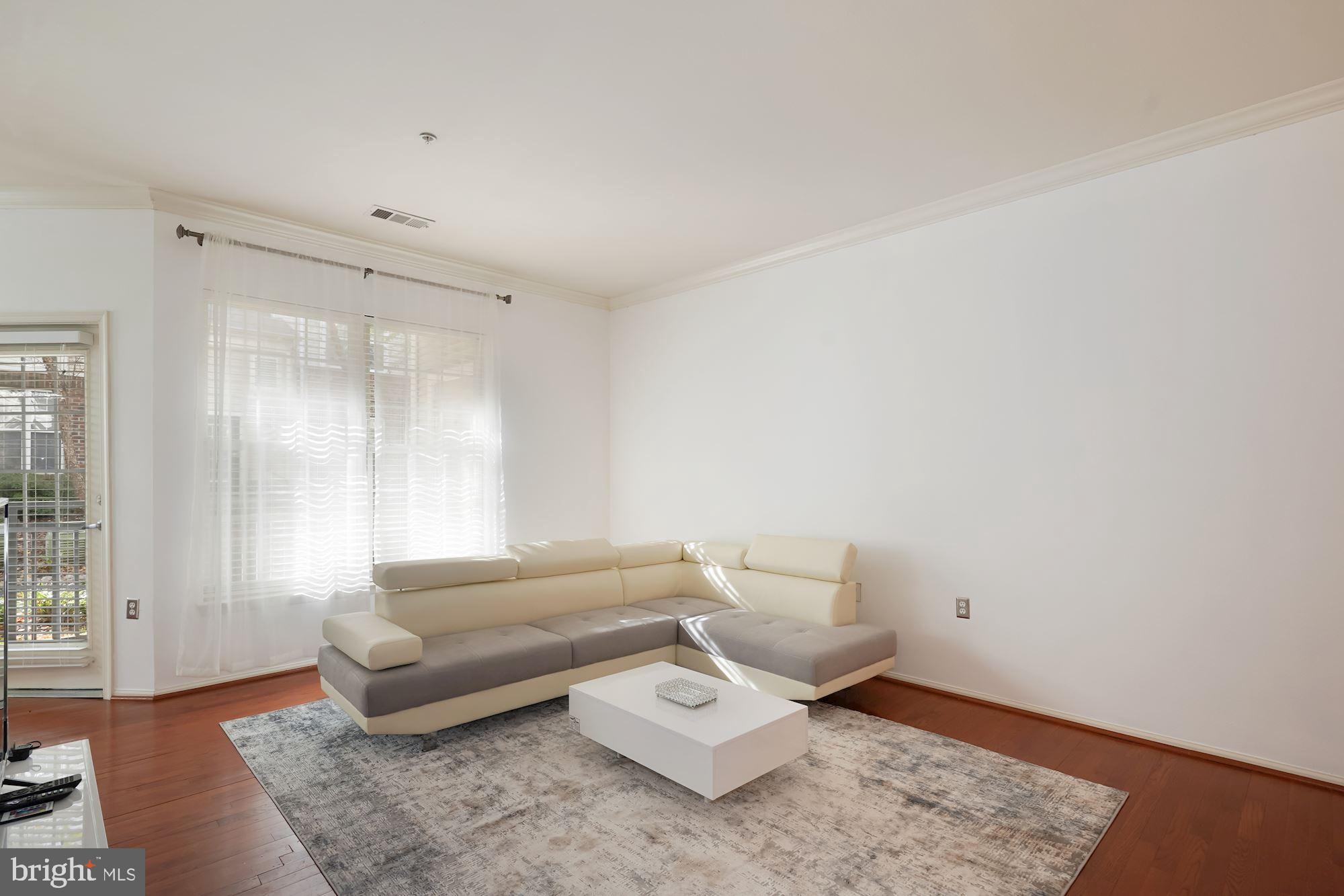 3021 NICOSH CIRCLE 1101
