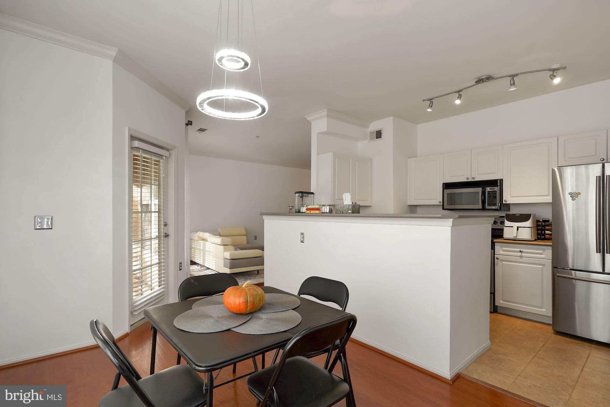 3021 NICOSH CIRCLE 1101