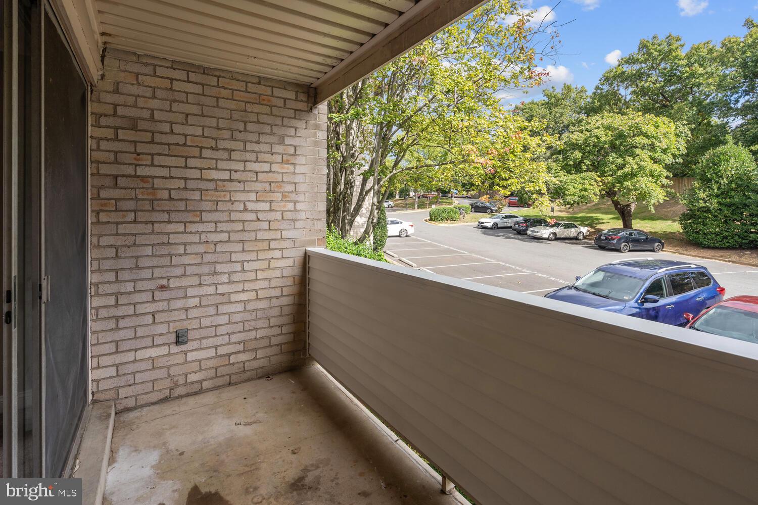 5614 BLOOMFIELD DRIVE 104