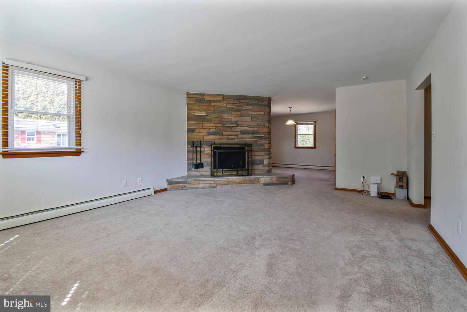 3005 SAYRE ROAD