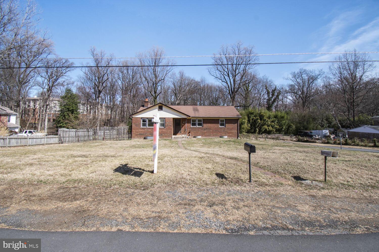 3005 SAYRE ROAD