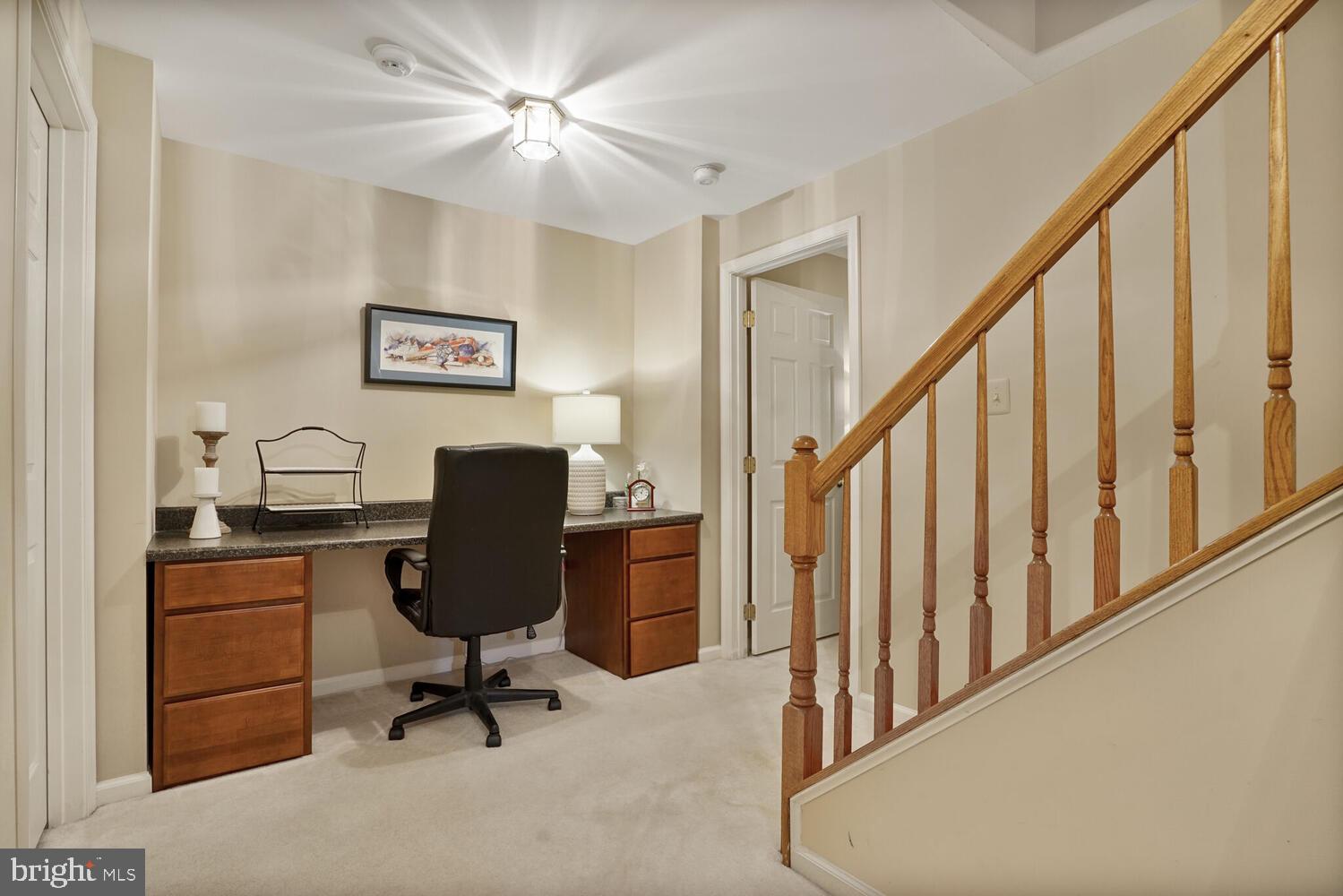 7901 BRACKSFORD COURT