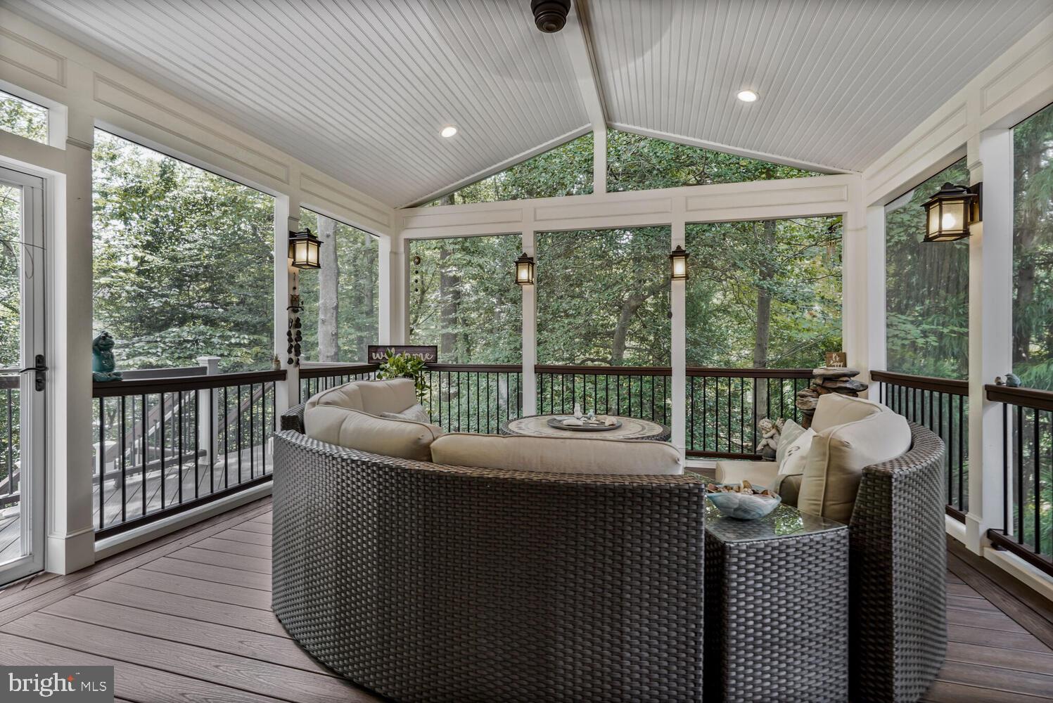 9211 BEXLEYWOOD COURT