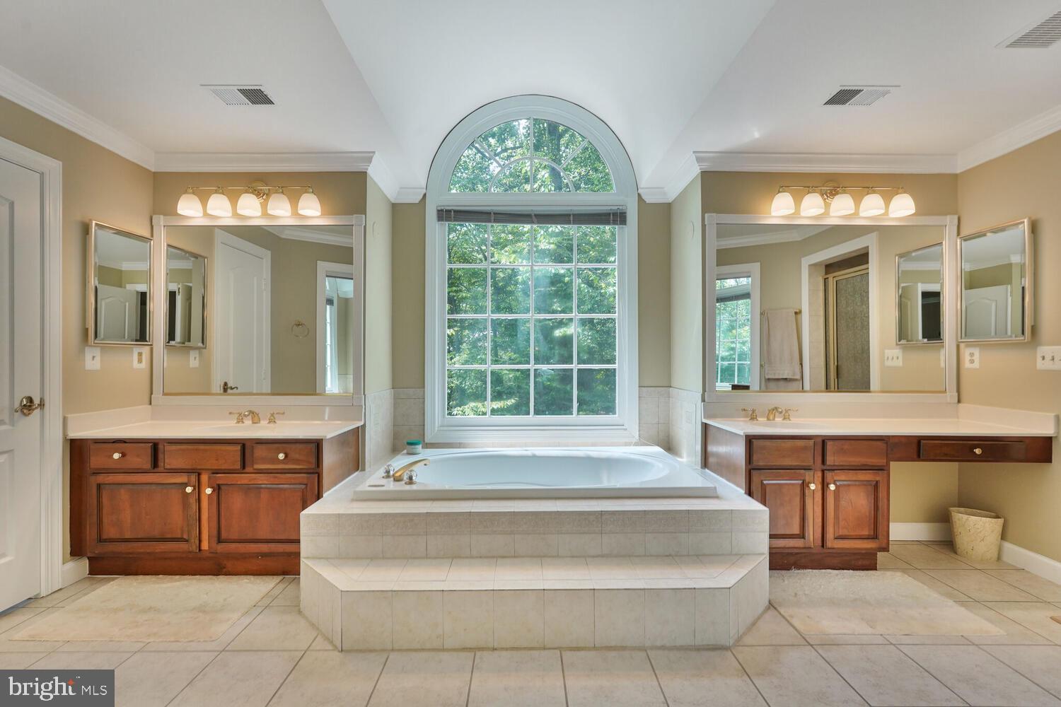9211 BEXLEYWOOD COURT
