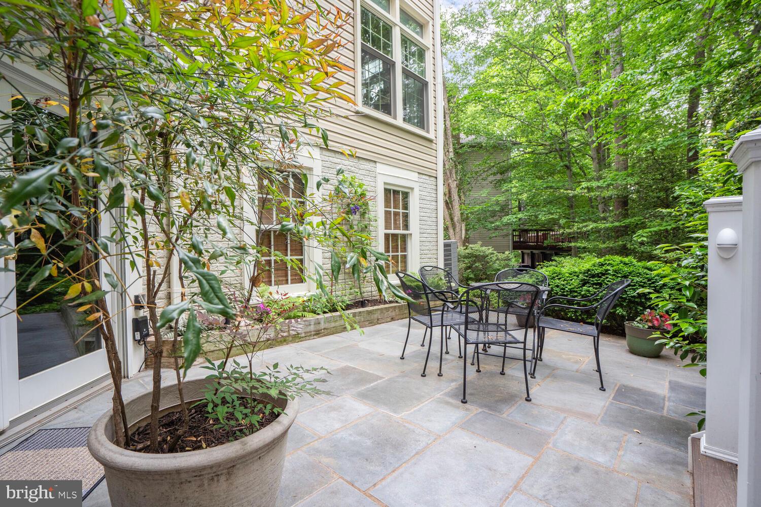 9211 BEXLEYWOOD COURT