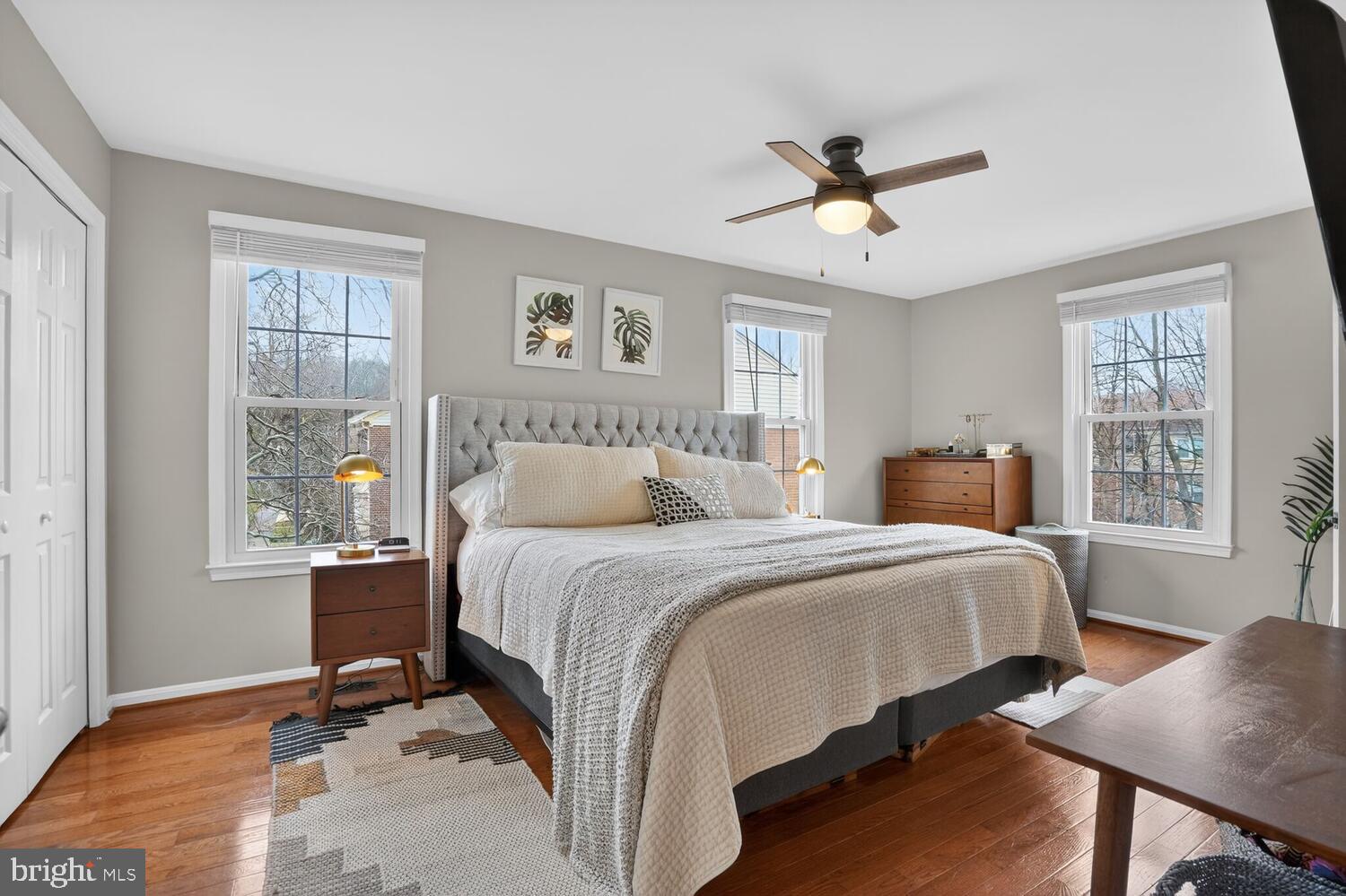 4830 TREASURE COURT