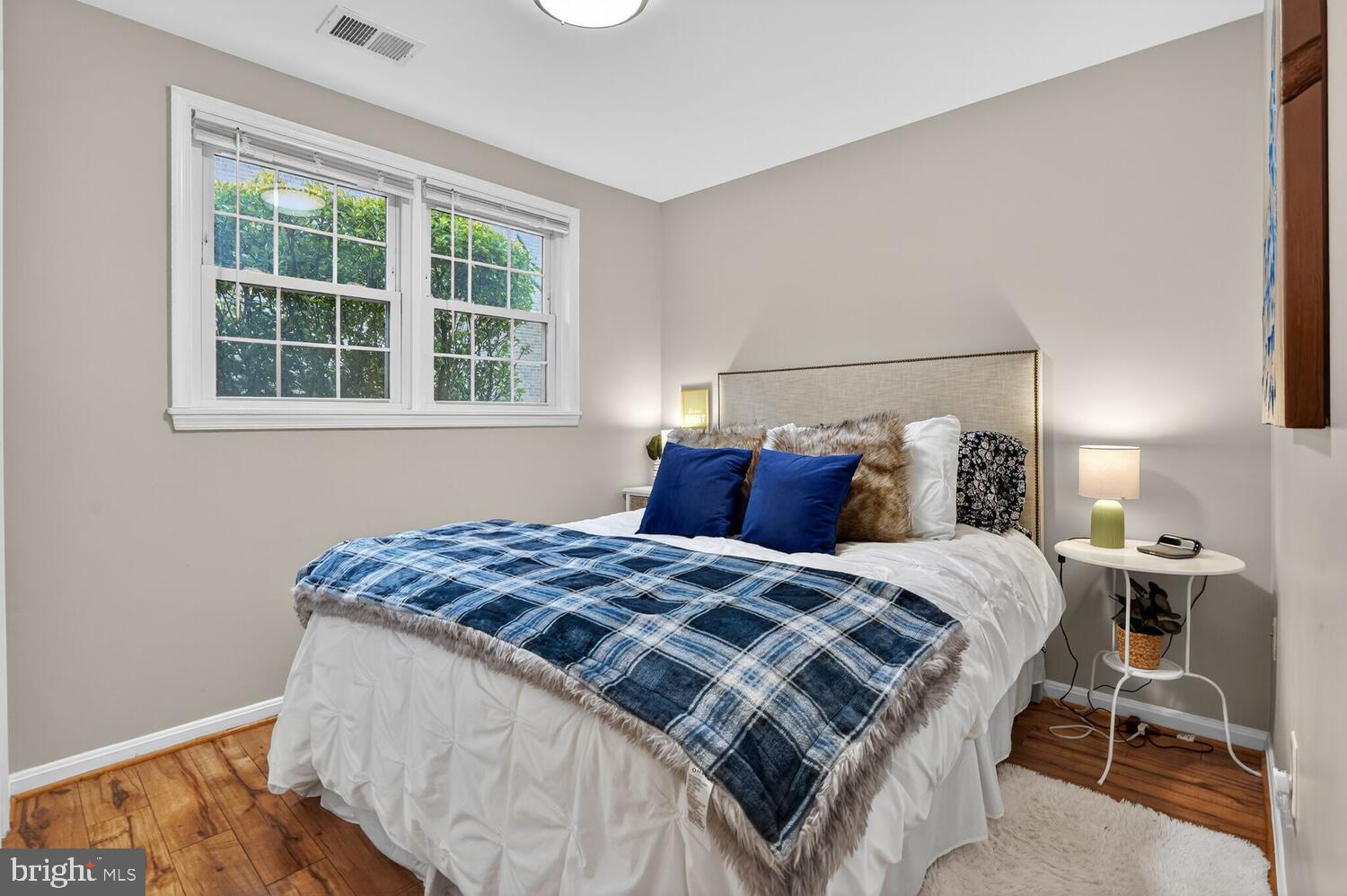 4830 TREASURE COURT