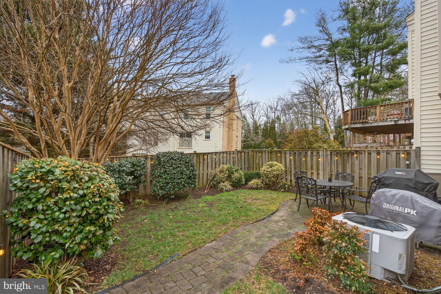 4830 TREASURE COURT