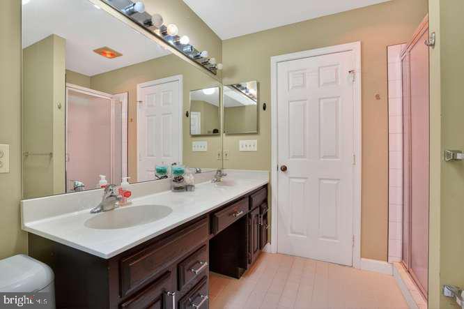 9063 GOLDEN SUNSET LANE