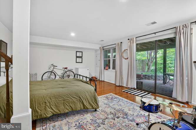 9063 GOLDEN SUNSET LANE