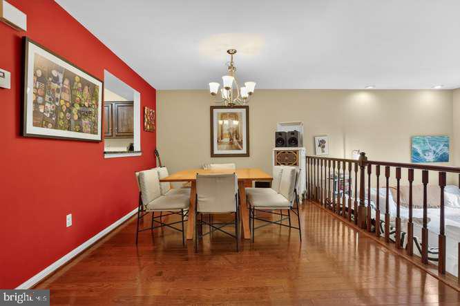 9063 GOLDEN SUNSET LANE