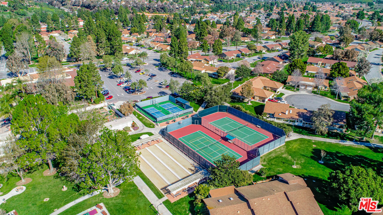 20151 Village 20