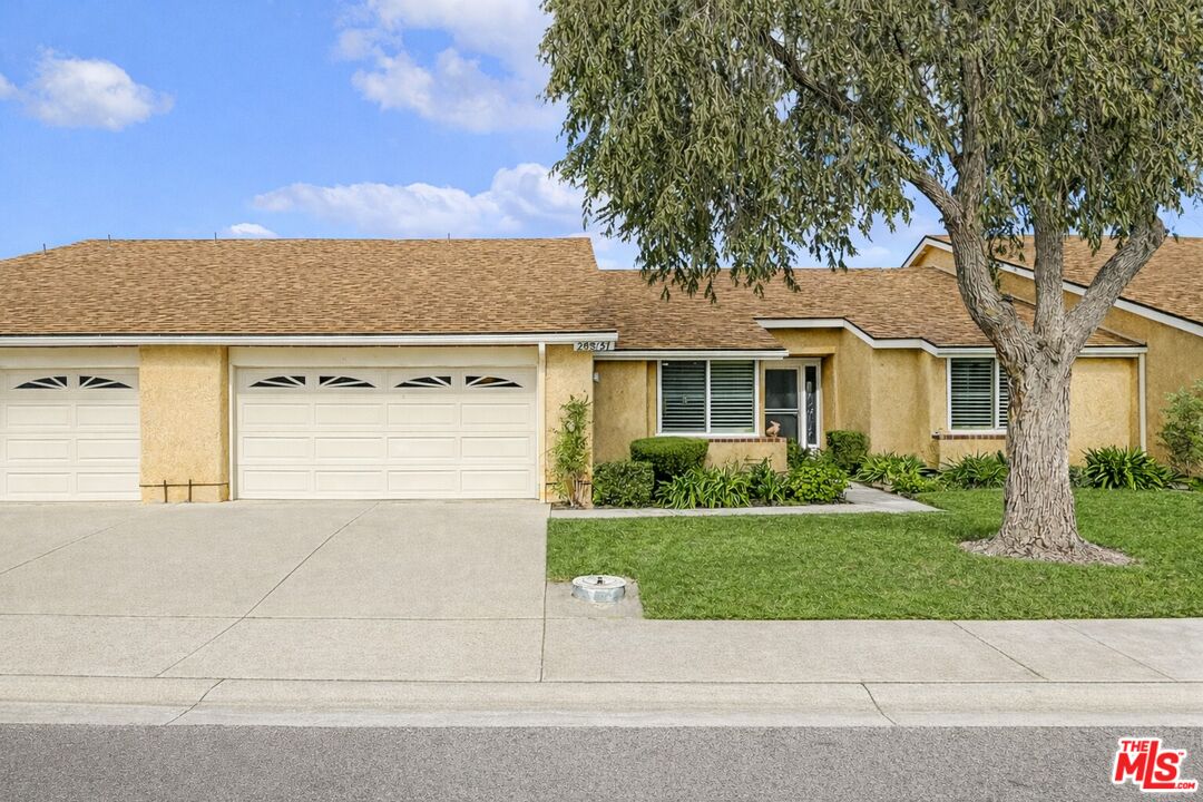 20151 Village 20
