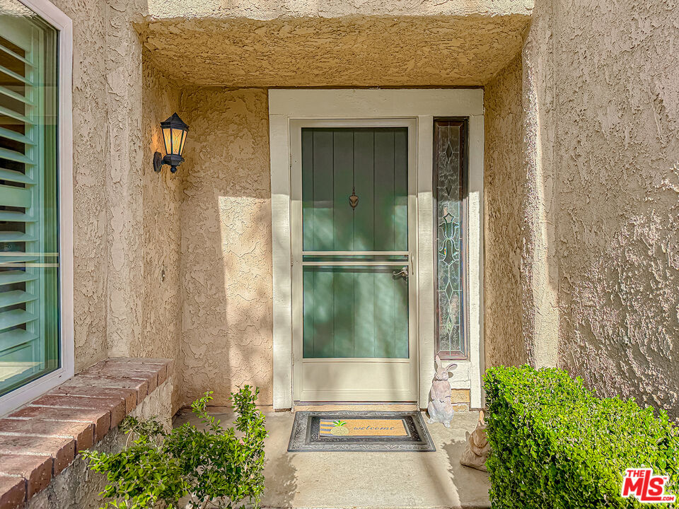 20151 Village 20