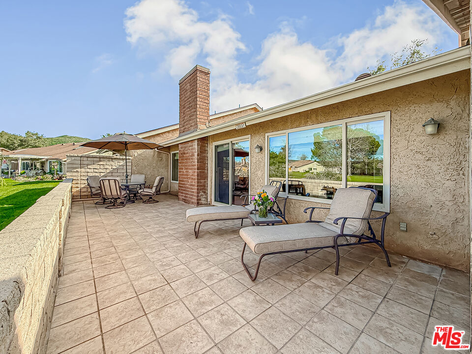 20151 Village 20