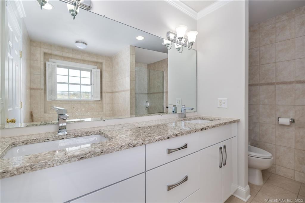 205 Hope Street Unit: 3