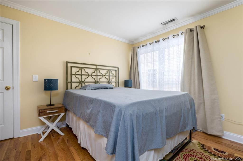 205 Hope Street Unit: 3