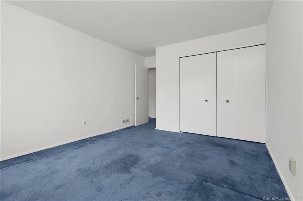 81 Courtland Avenue Unit: 02