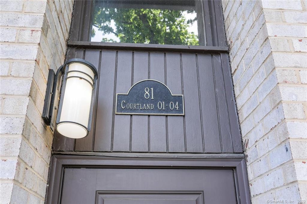 81 Courtland Avenue Unit: 02