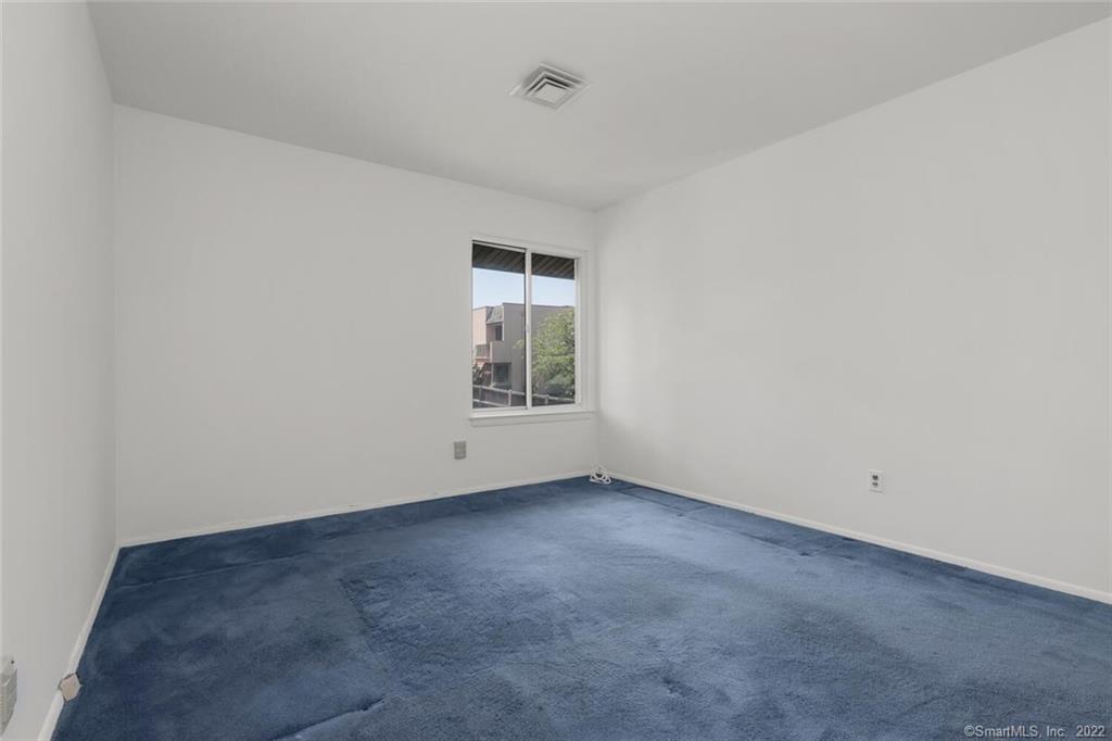 81 Courtland Avenue Unit: 02