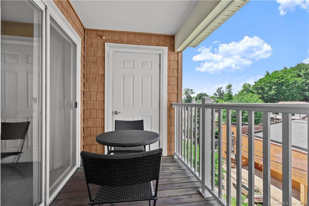 25 Adams Avenue Unit: 401