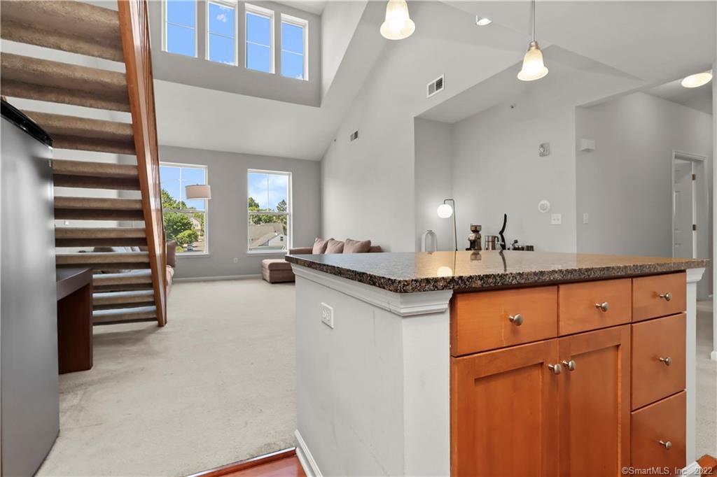 25 Adams Avenue Unit: 401