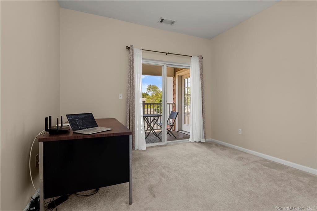 25 Adams Avenue Unit: 401